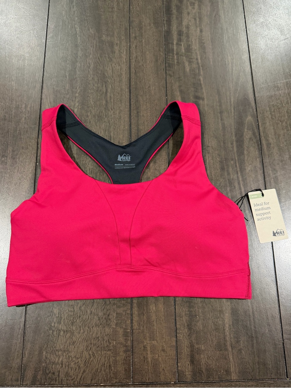Women's Medium Support Sports Bra in magenta crest